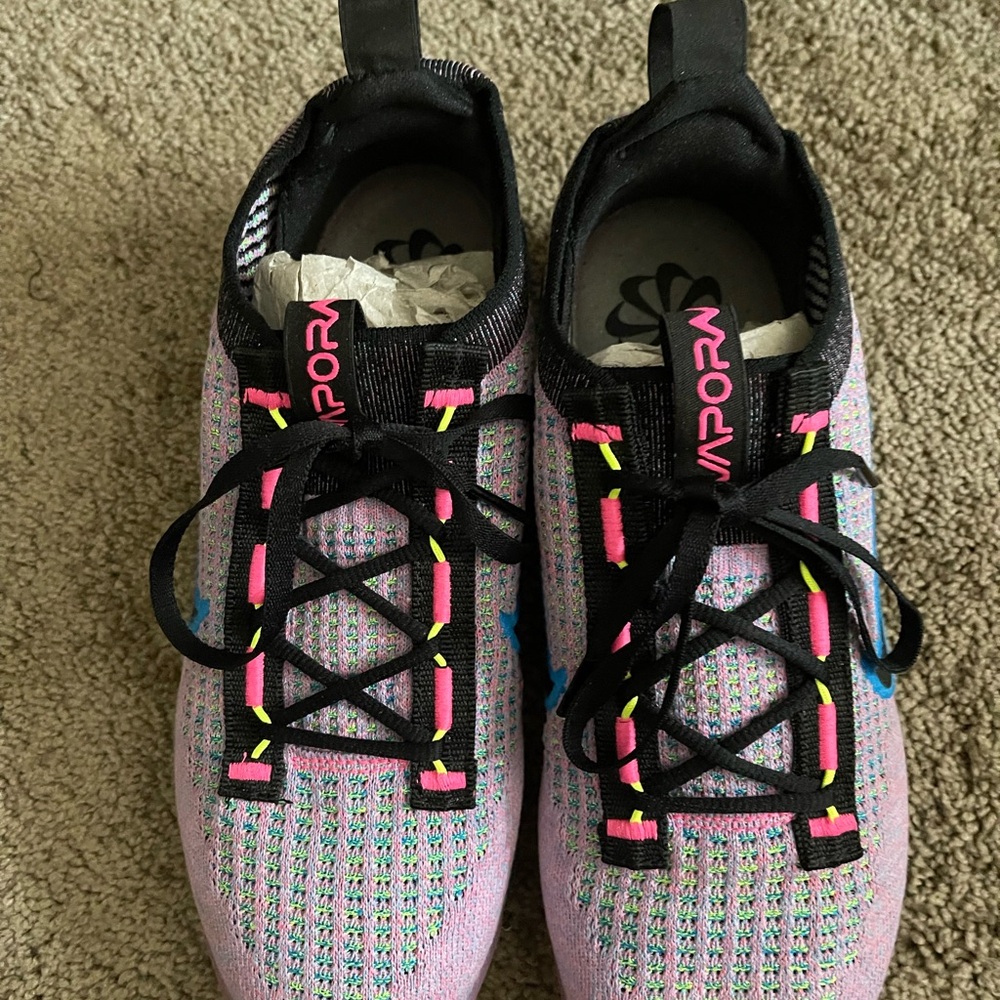 Women’s Nike Vapor Max 8.5